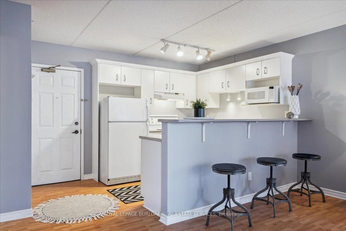 4015 Kilmer Drive Unit 303 photo 17