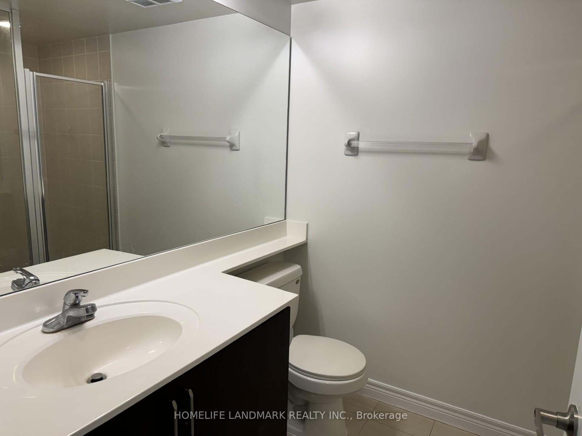 70 town centre Court Unit 2107 photo 8