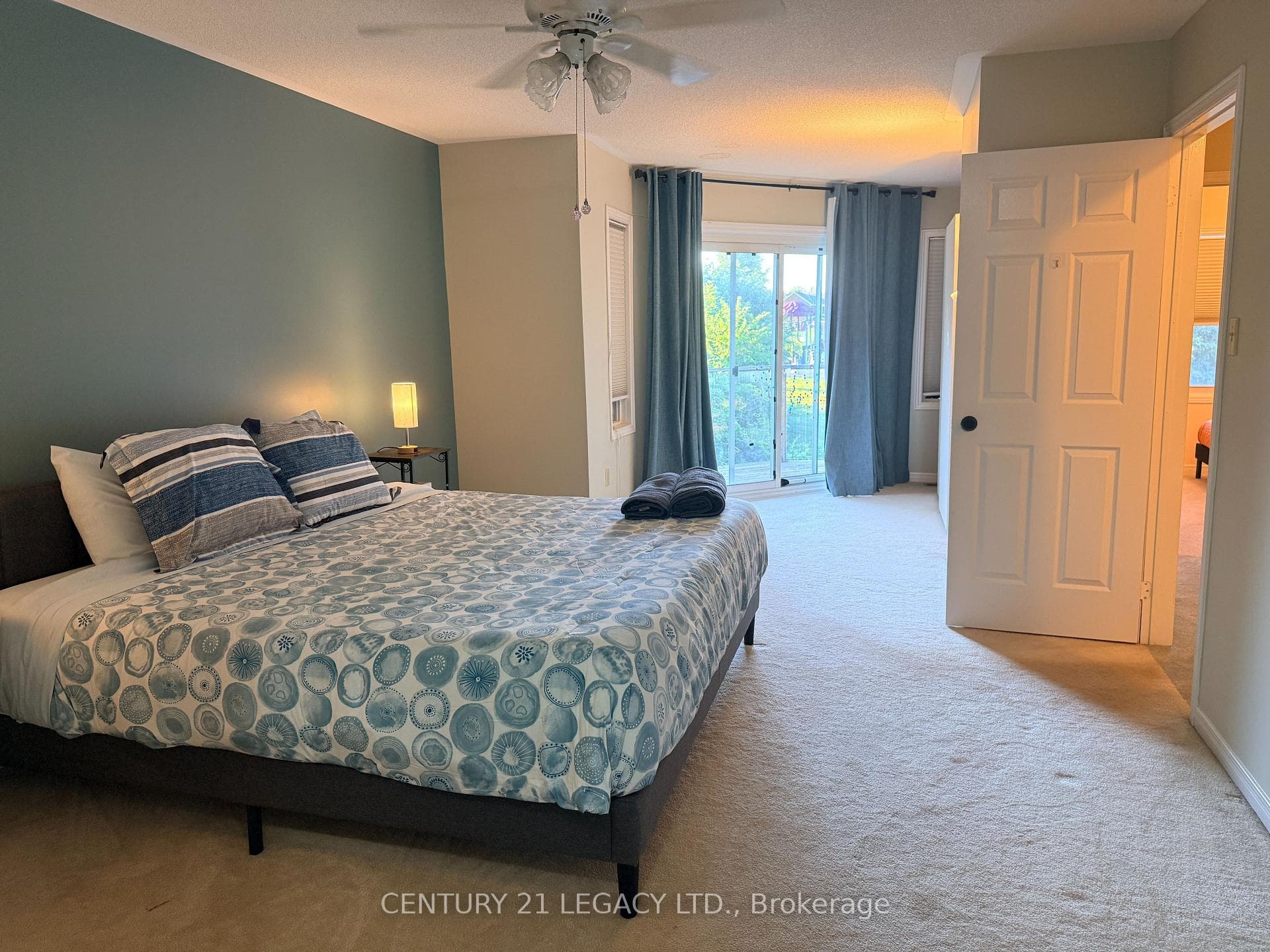 134 Provincial Place photo 18