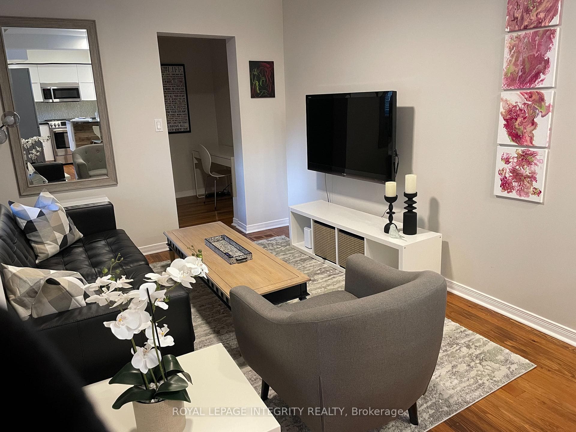 9 Holmwood Avenue photo 6