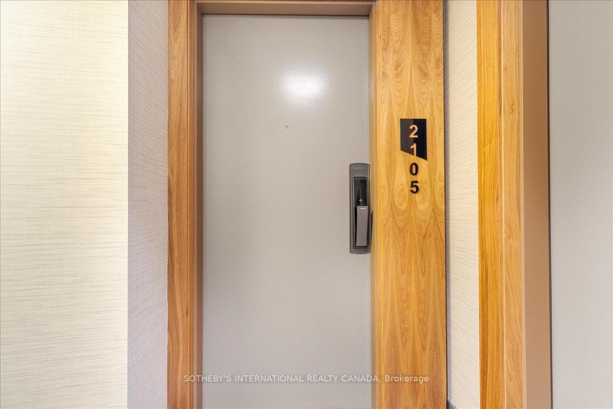 10 York Street Unit 2105 photo 43