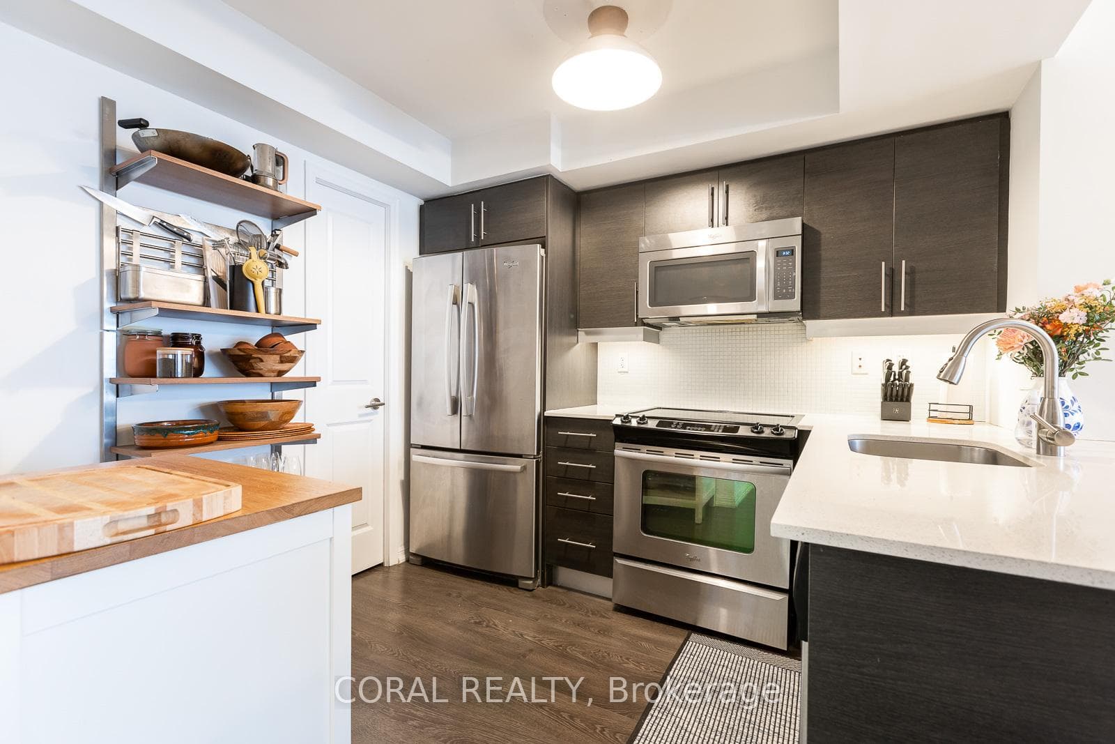 125 Western Battery Road Unit 1301 photo 4