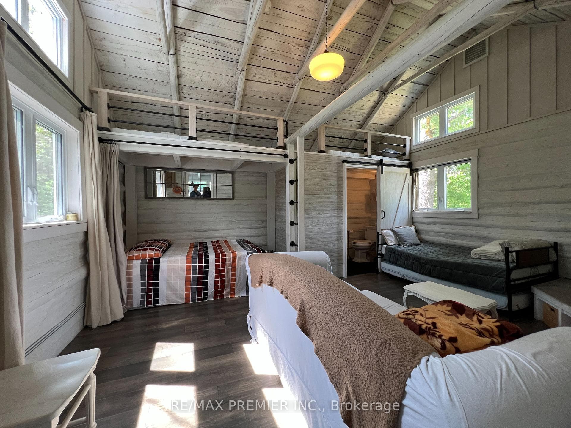 1130 Colony Road photo 14