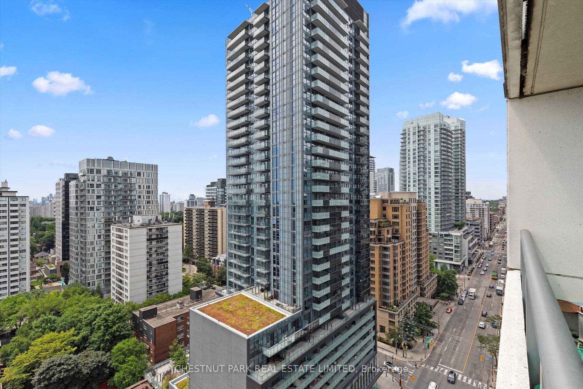 212 Eglinton Avenue Unit PH 301 photo 16