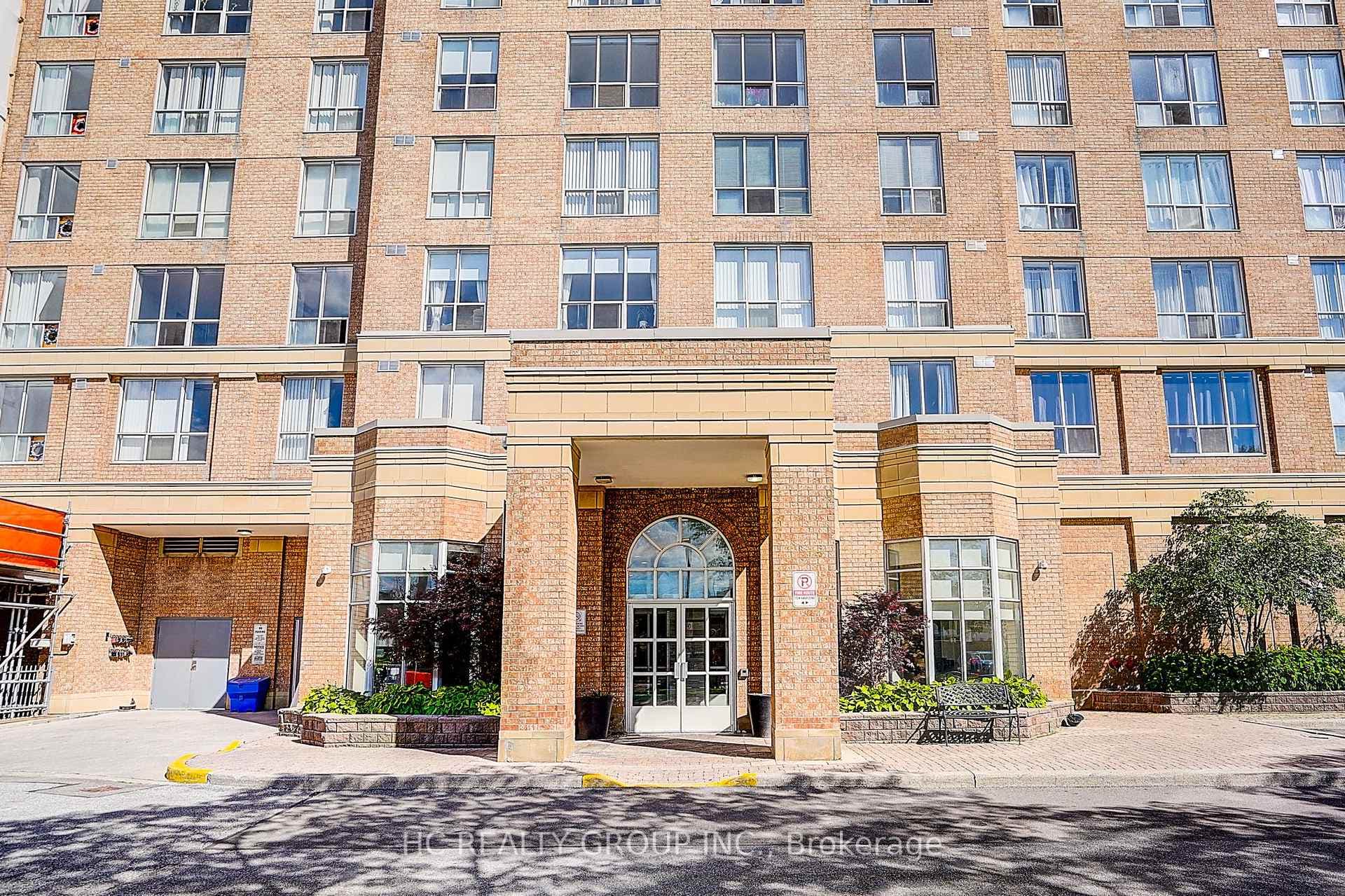 21 Overlea Boulevard Unit 1602 photo 3