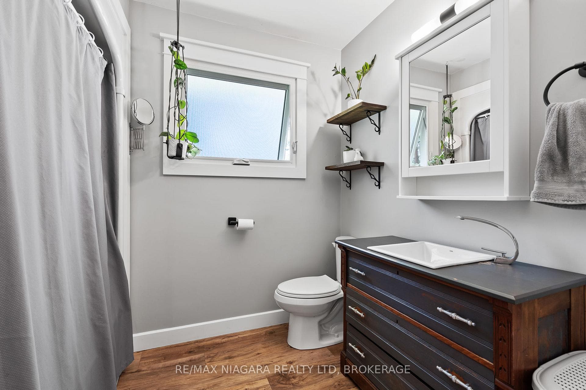 43092 Wills Road photo 19