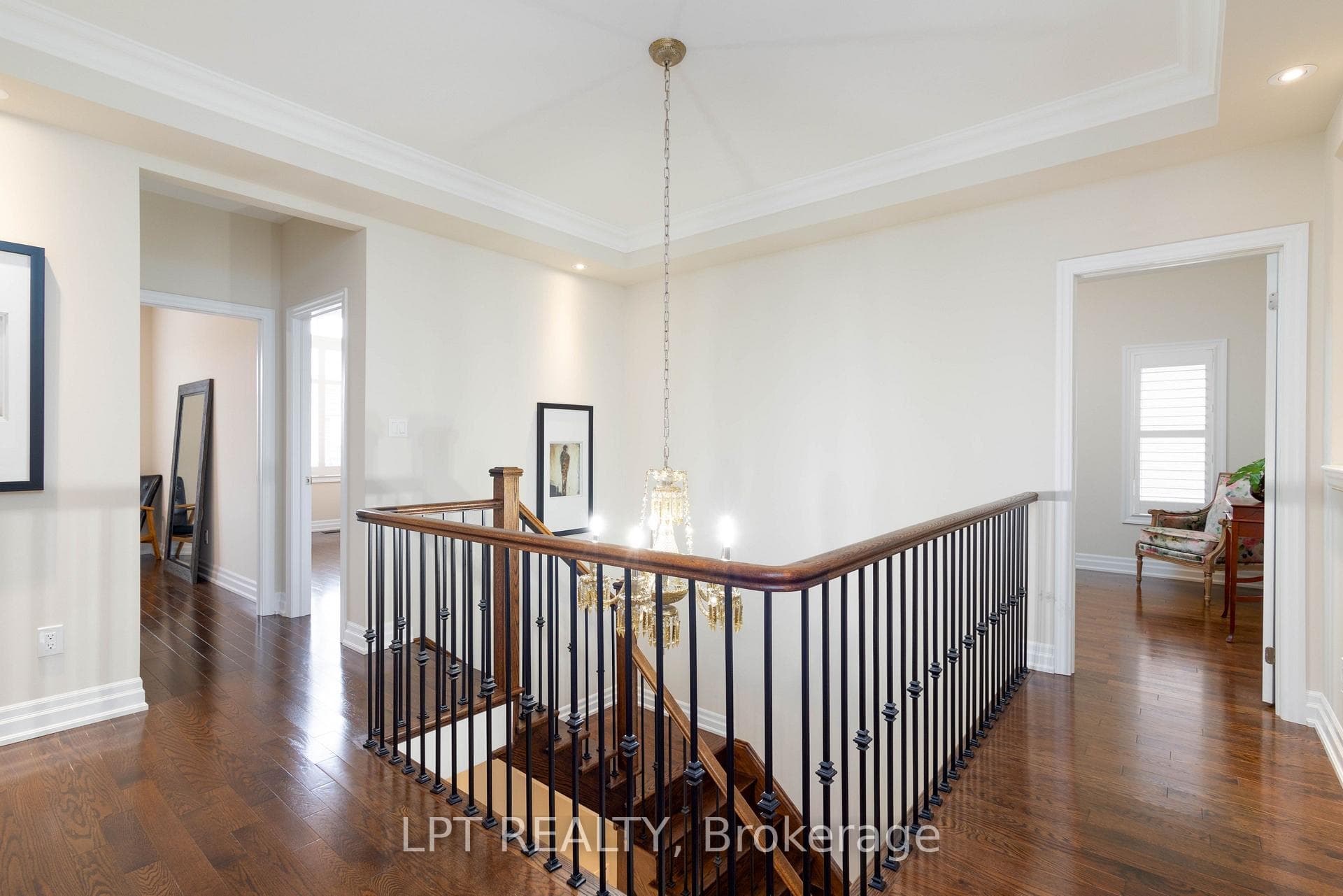 113 Burns Boulevard photo 15