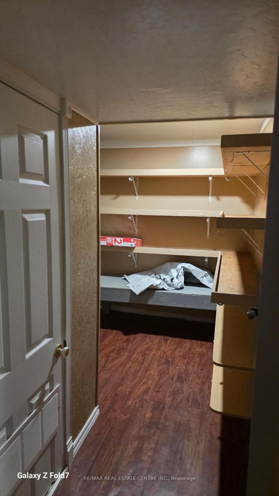 1016 Pinegrove Road photo 20