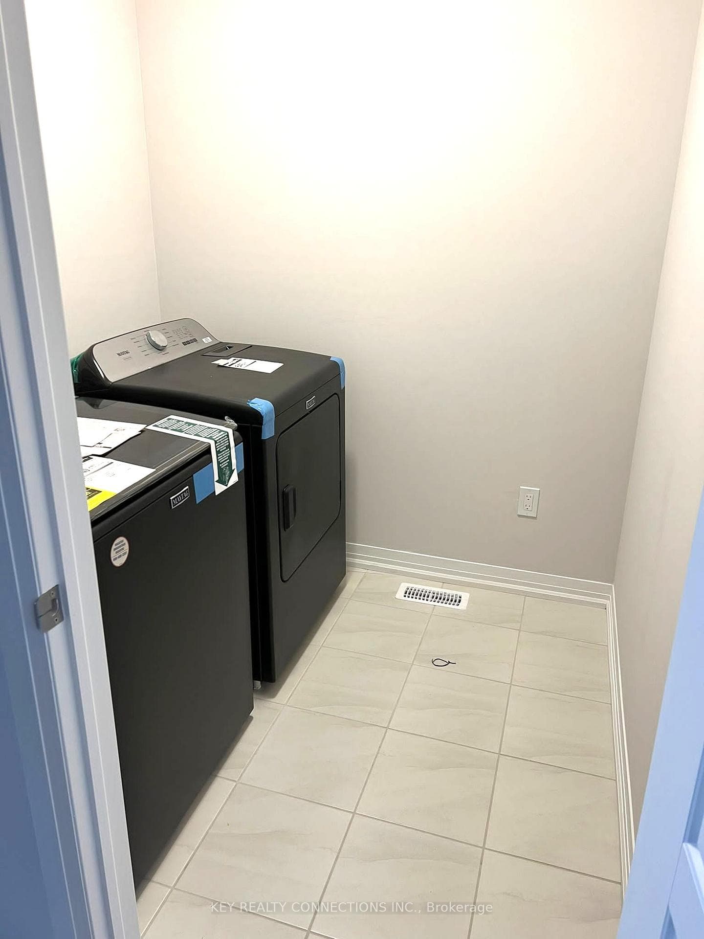 2nd floor laundry