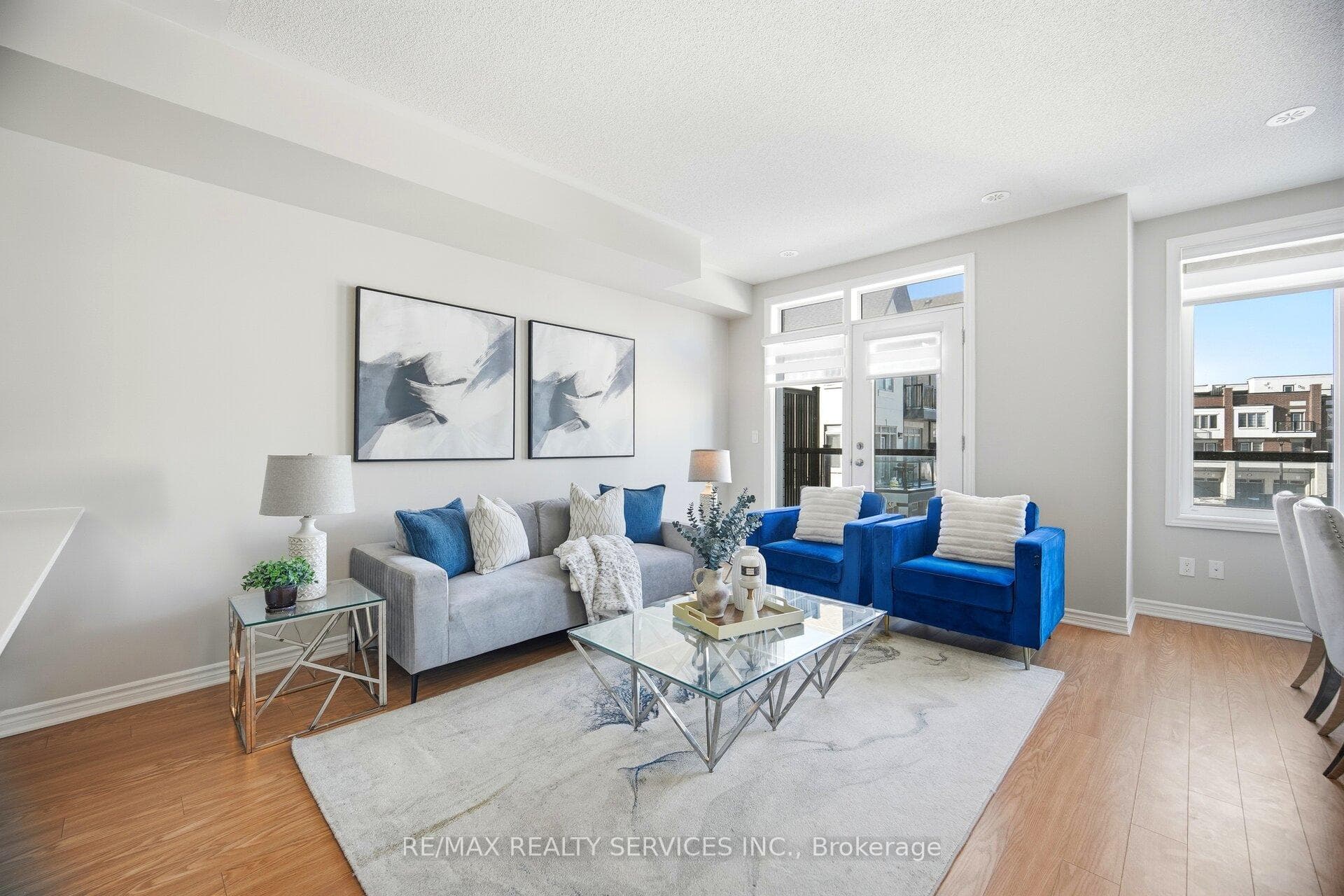 25 Tiveron Avenue photo 3