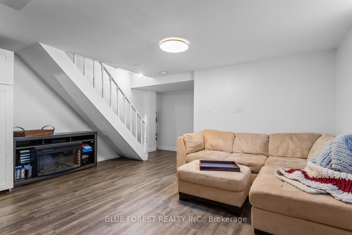 51 Hickory Boulevard photo 30