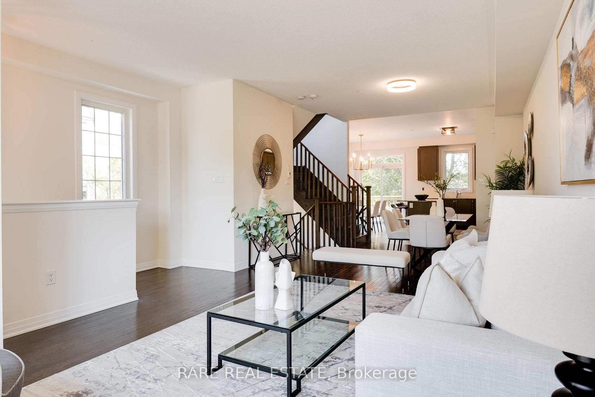 256 London Lane photo 6