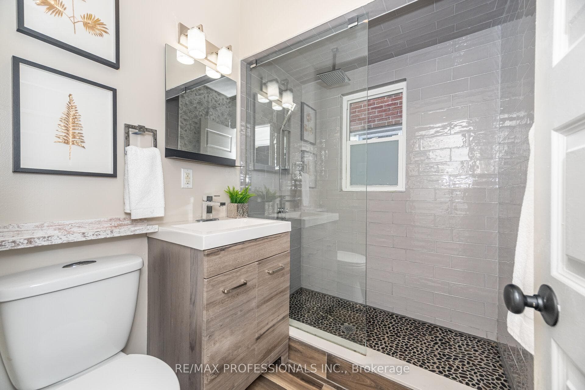 Main Floor Bath