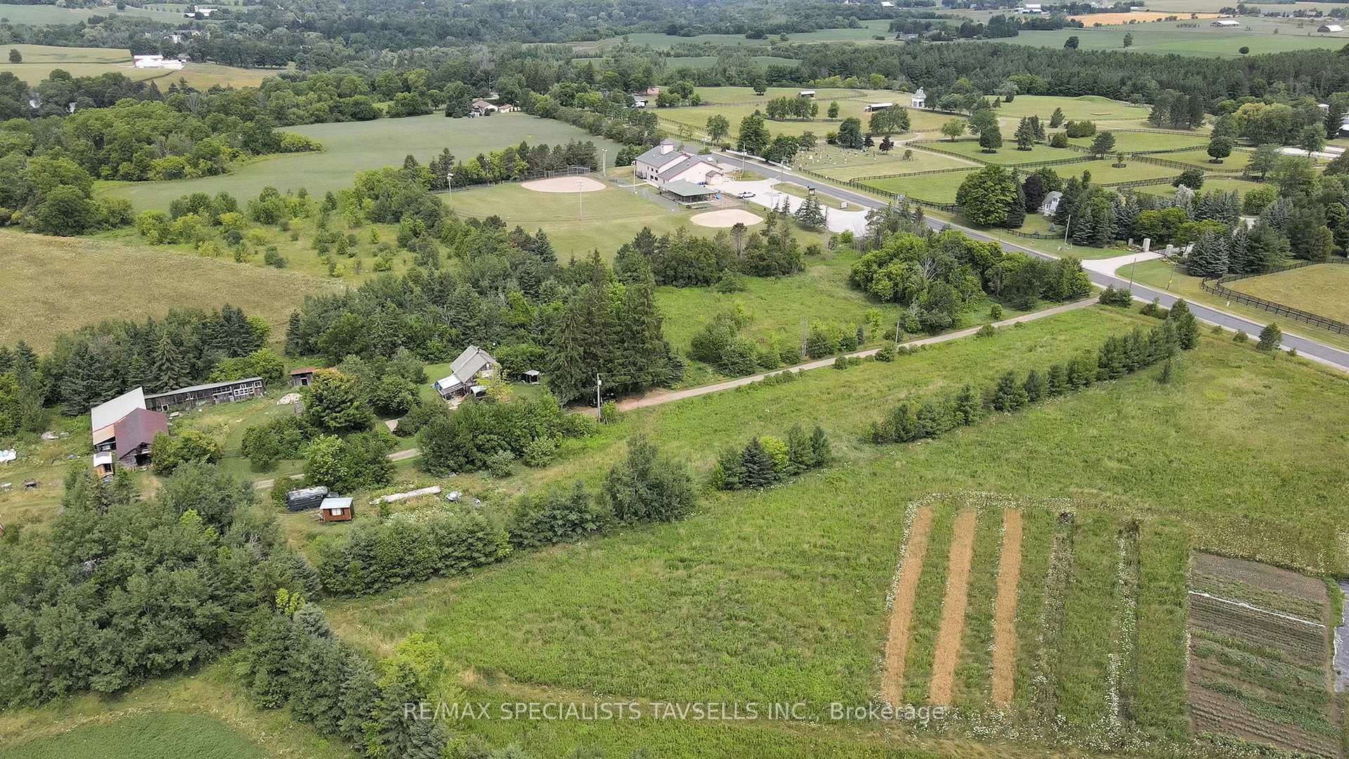 14130 Creditview Road photo 7