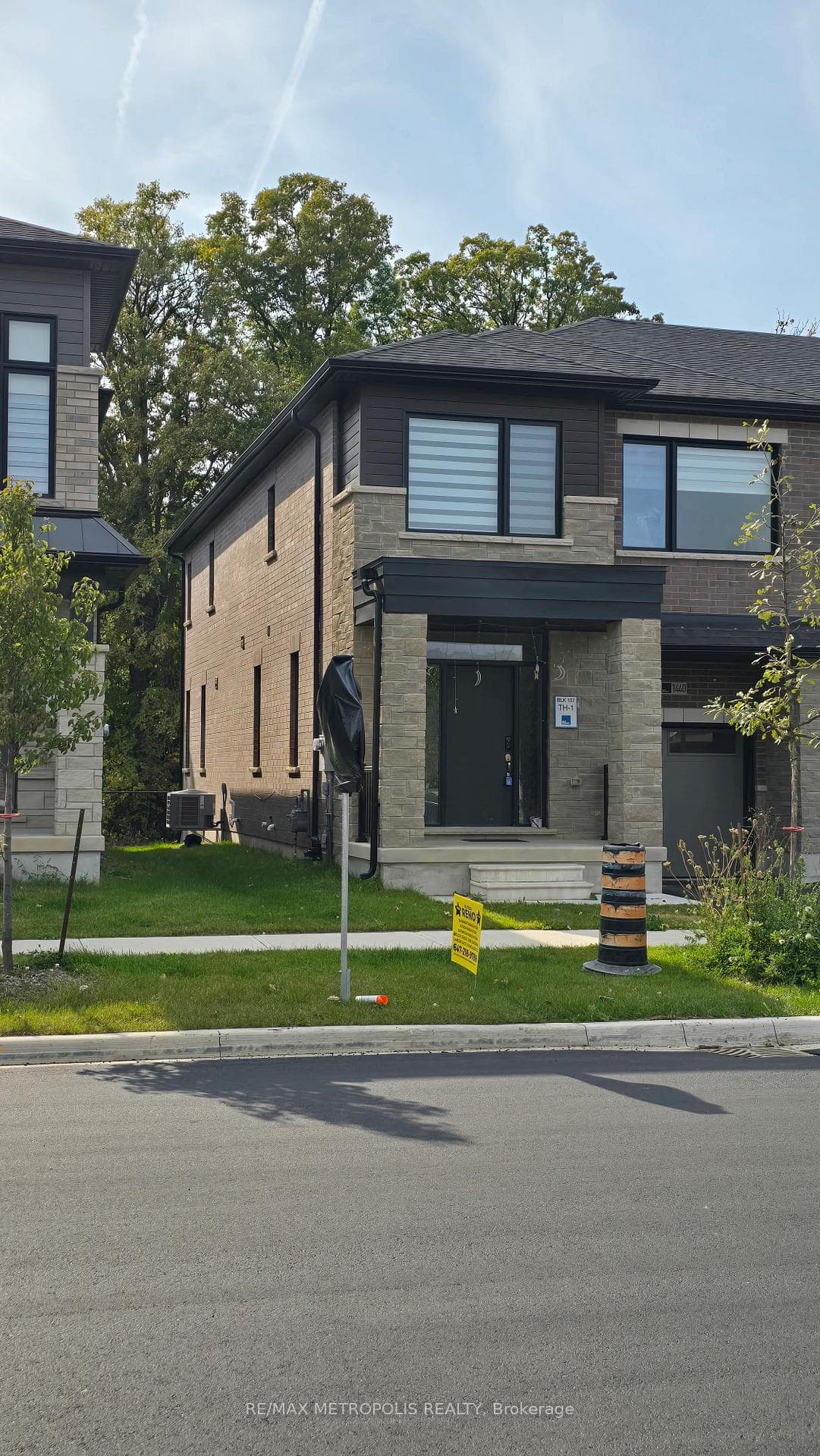 1440 Rose Way photo 36