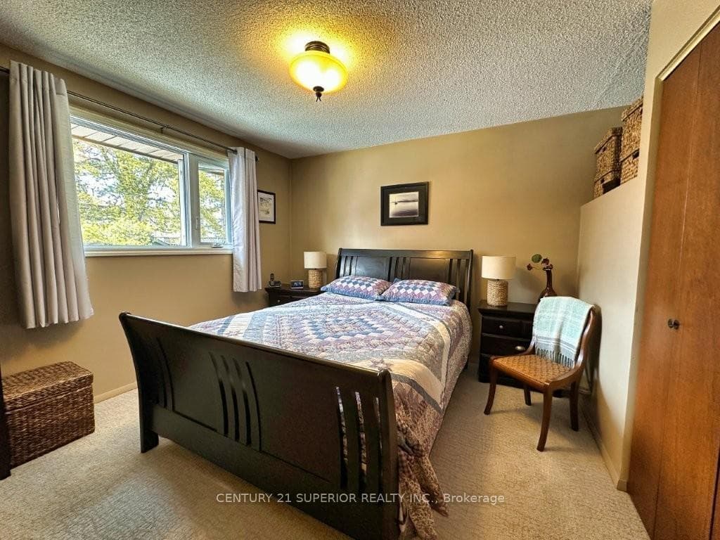 151 Essex Court photo 20