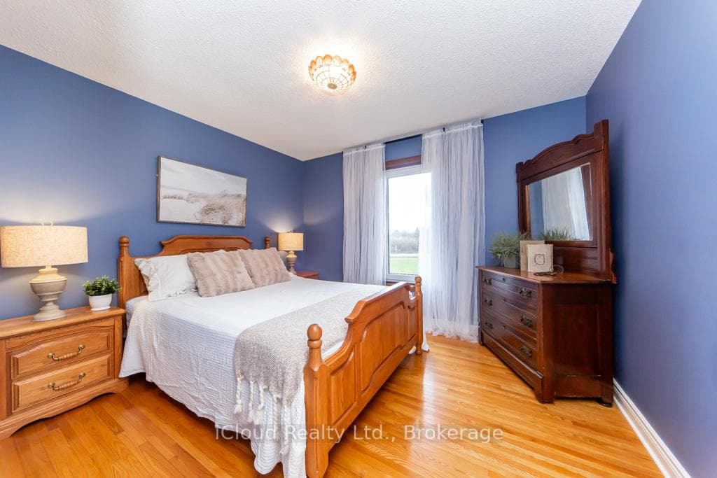 4101 Campbellville Road photo 25