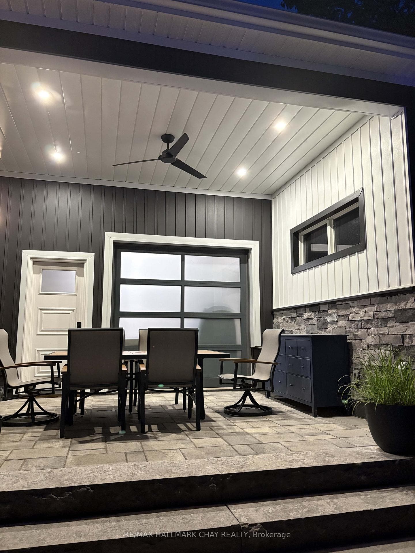 17 Bowman Avenue photo 46