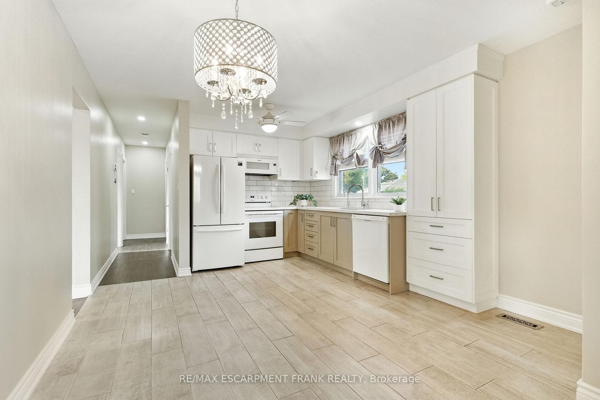 174 Broker Drive photo 8