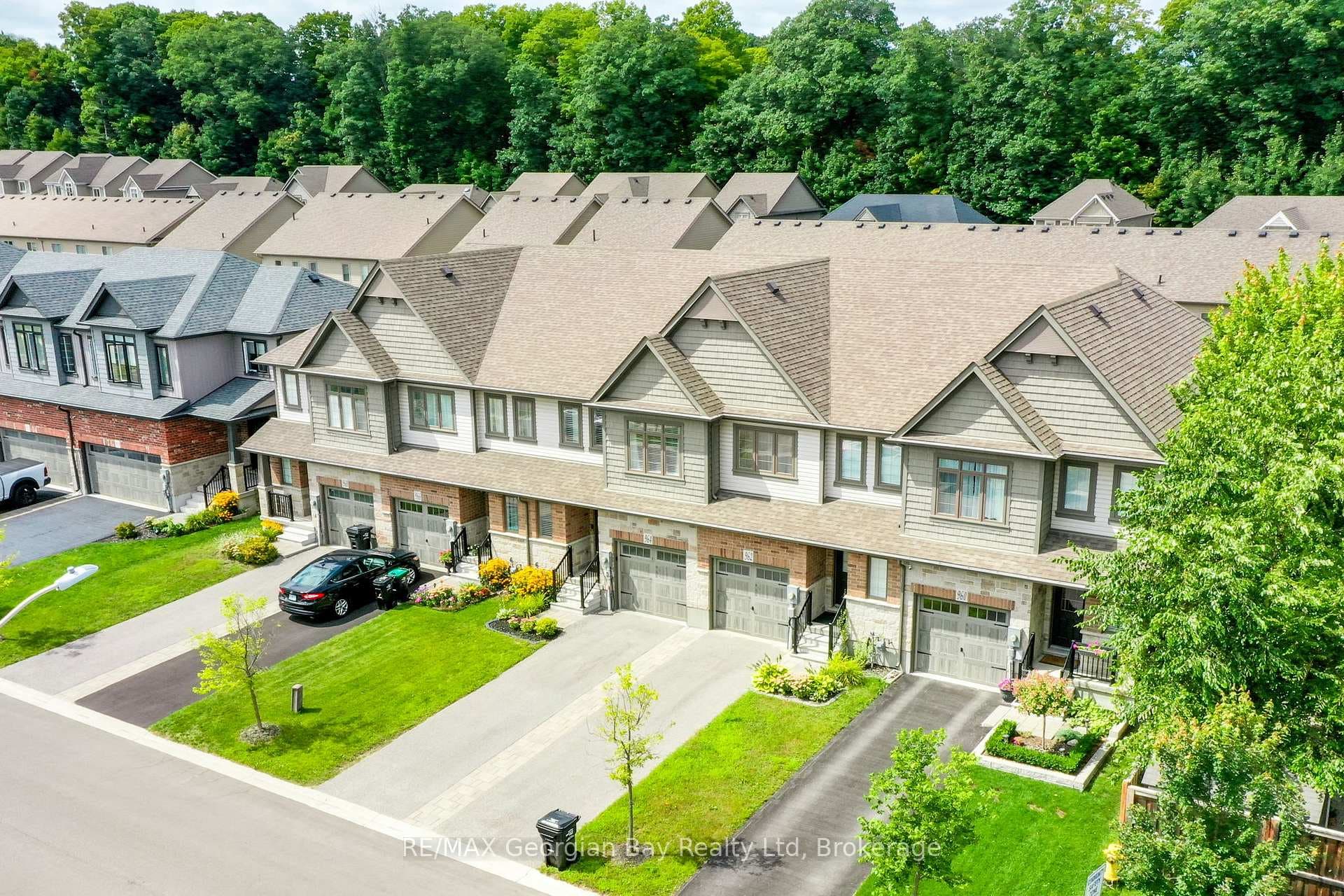 964 WRIGHT Drive photo 37