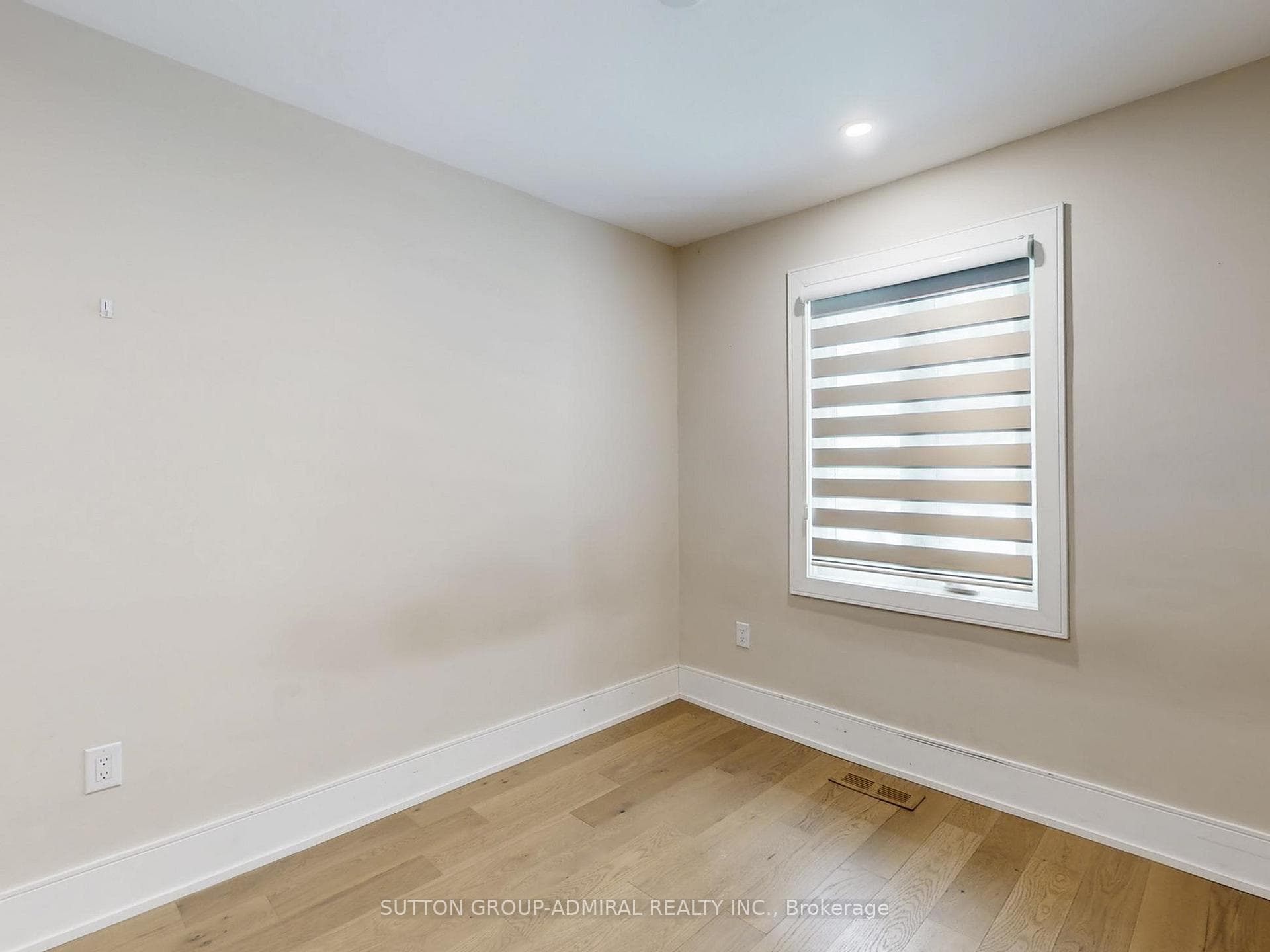 270 Brighton Avenue photo 20