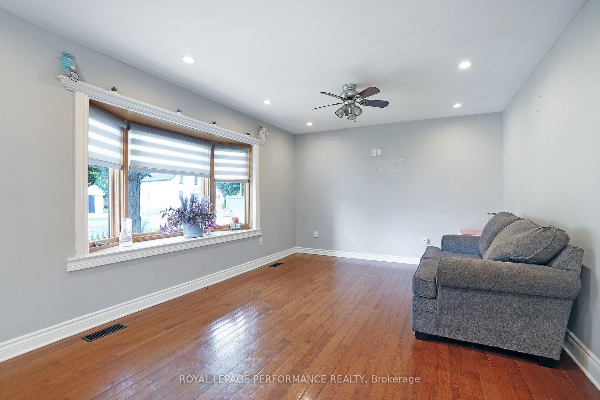 Lots of natural light