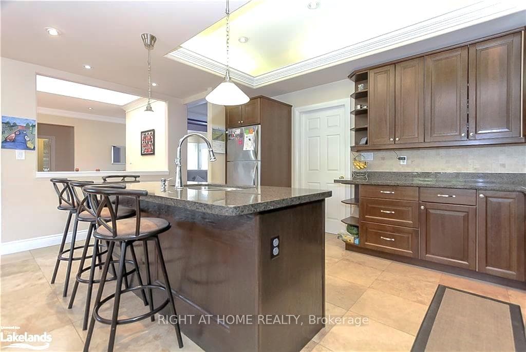 16 WASAGA SANDS Drive photo 16