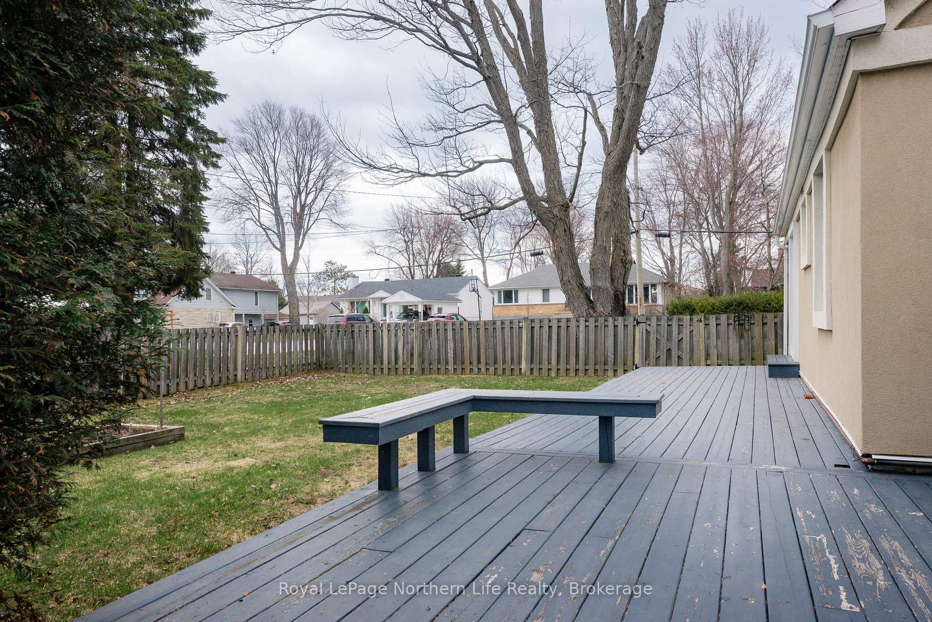 40 Macdonald Avenue photo 8