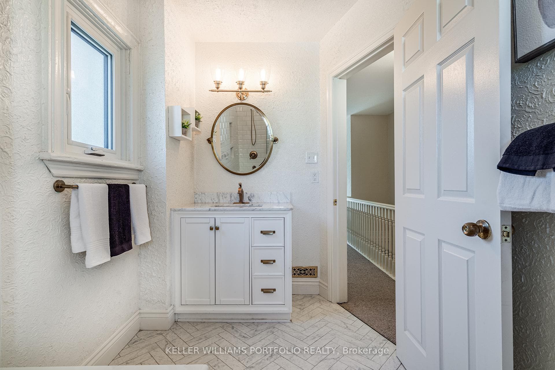 213 Jackson Street photo 23