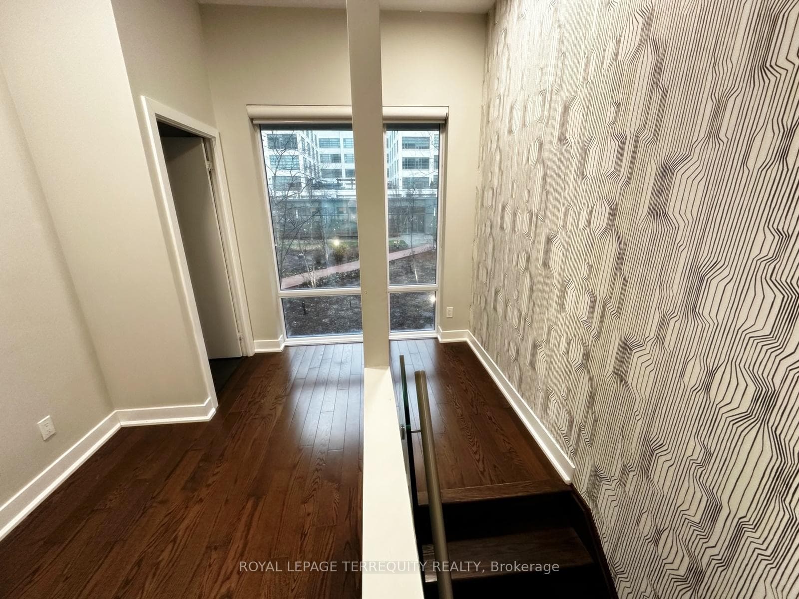 90 Stadium Road Unit Th117 photo 8