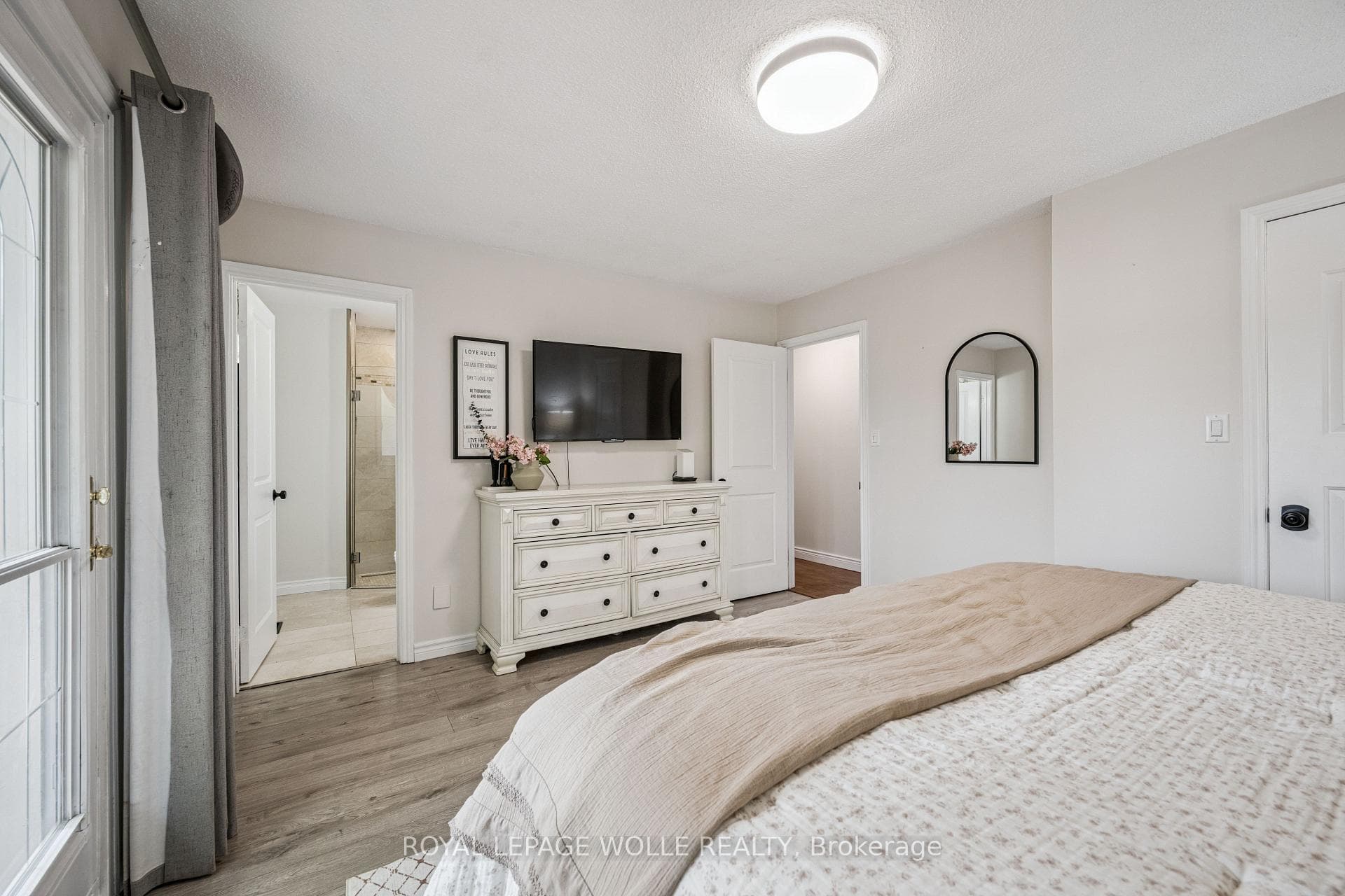 58 Bock Street photo 17