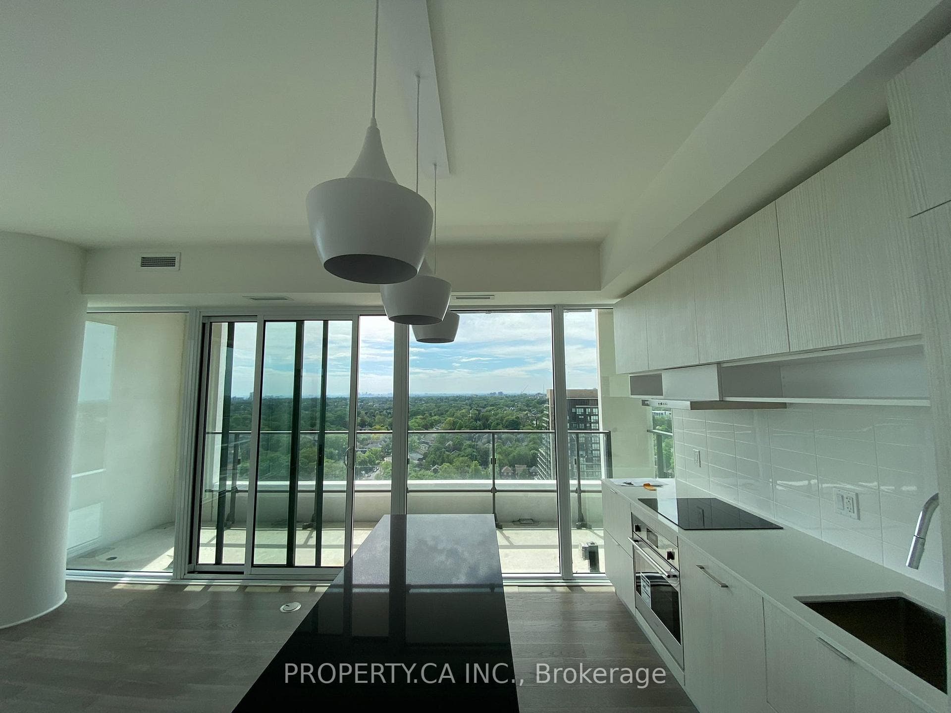 5 Soudan Avenue Unit 2214 photo 3