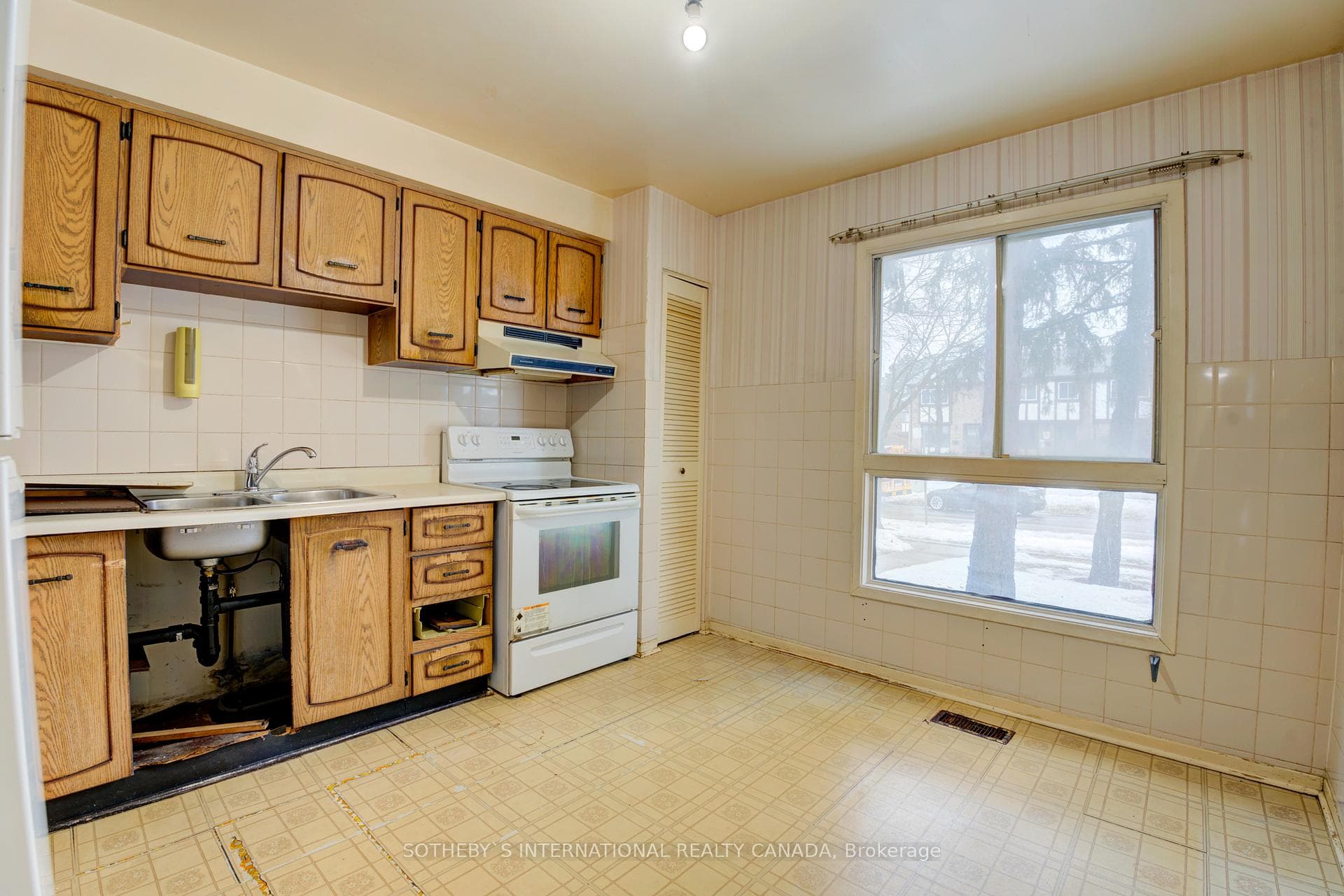123 Burrows Hall Boulevard Unit 5 photo 8