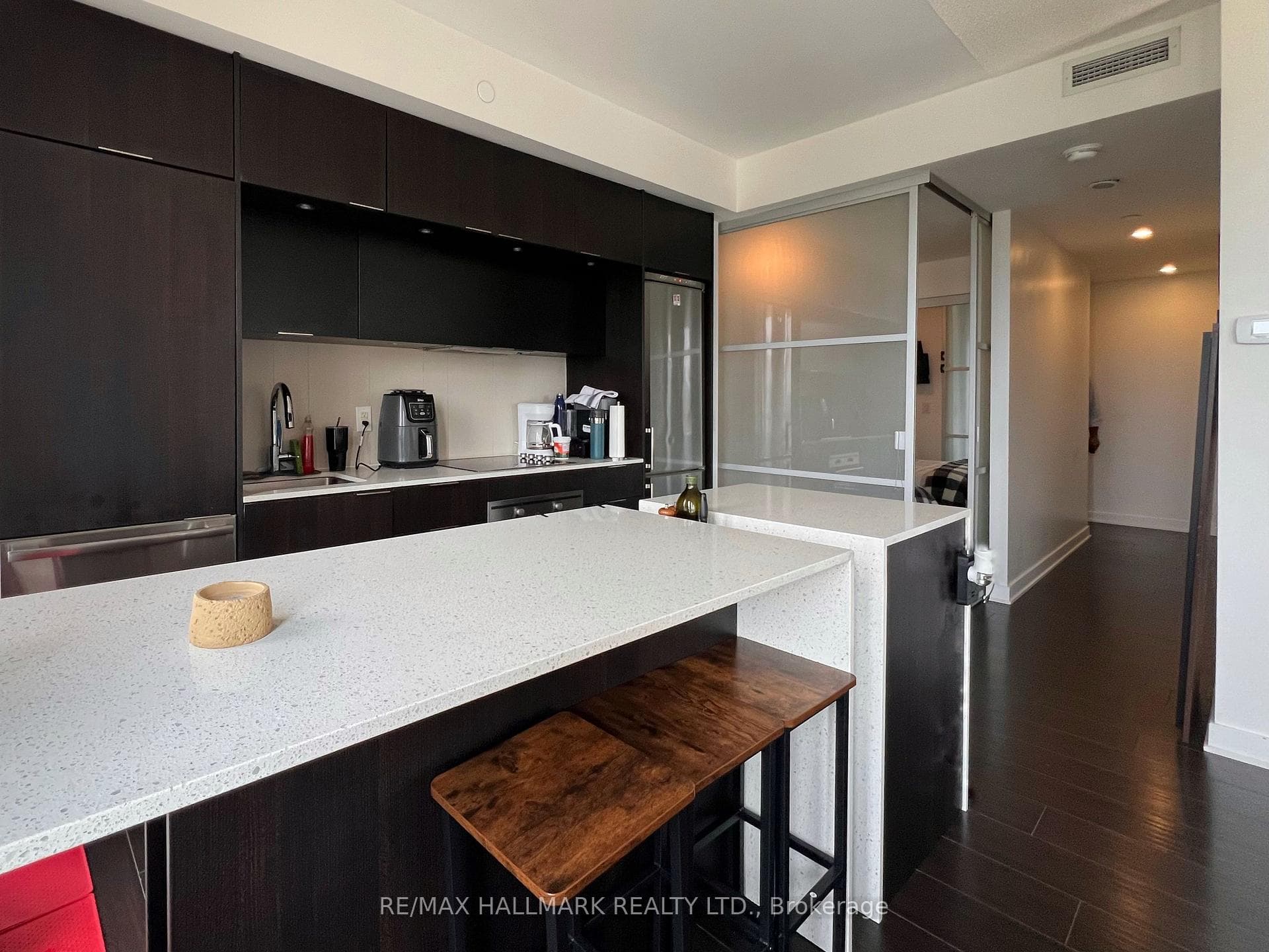 170 Sumach Street Unit 1209 photo 6