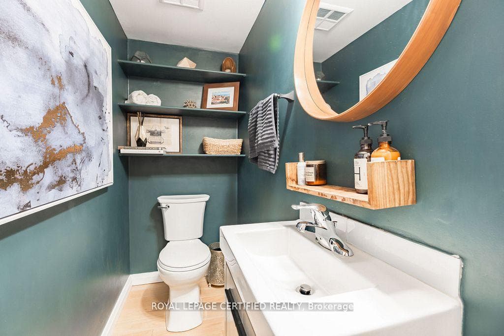 22 Laidlaw Street Unit 1222 photo 8