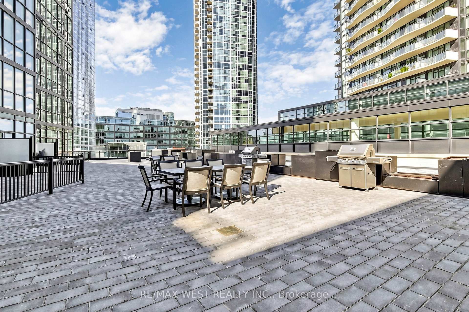 2900 Highway 7 Road Unit 2602 photo 31