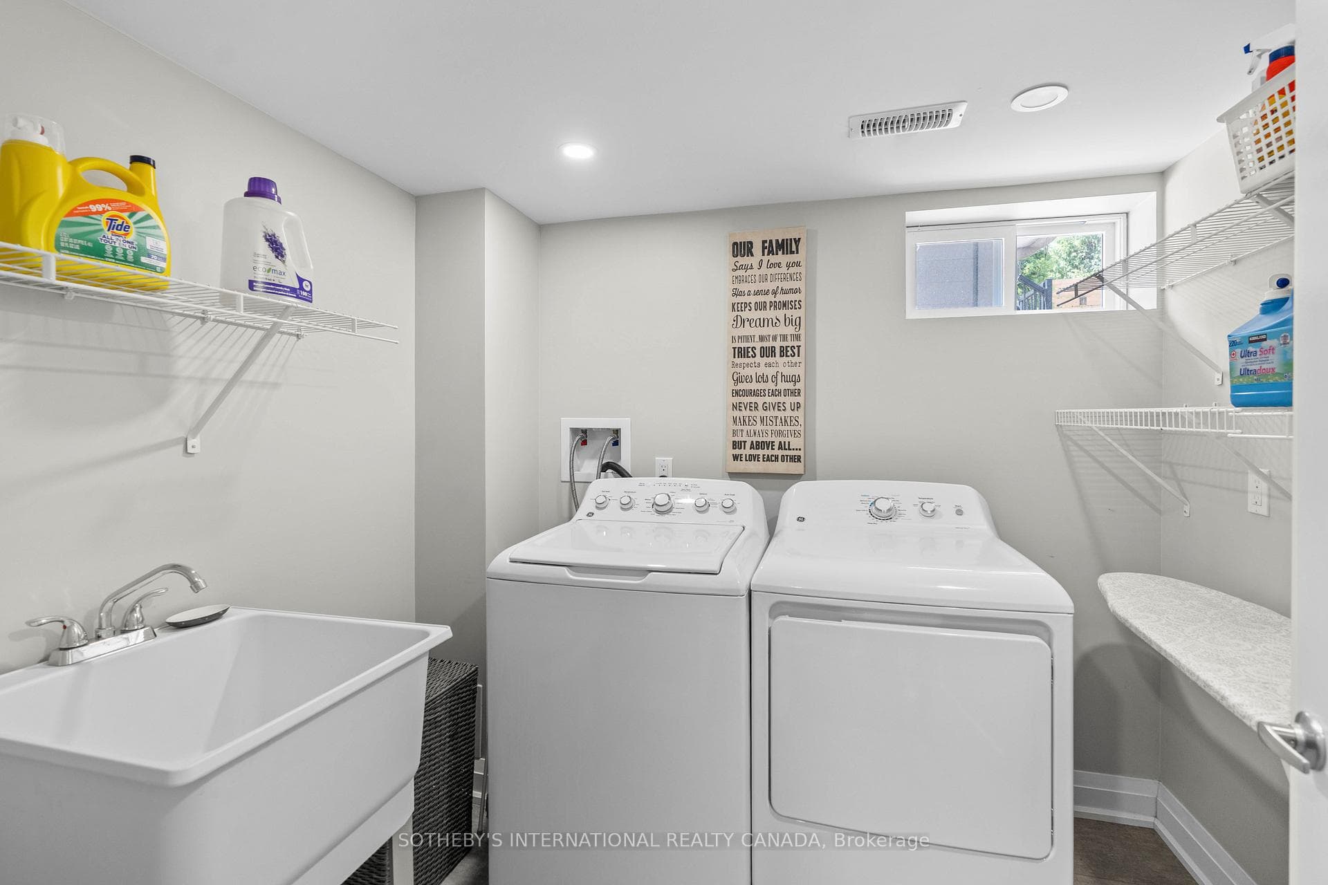 37 Donn Avenue Unit Lower photo 14
