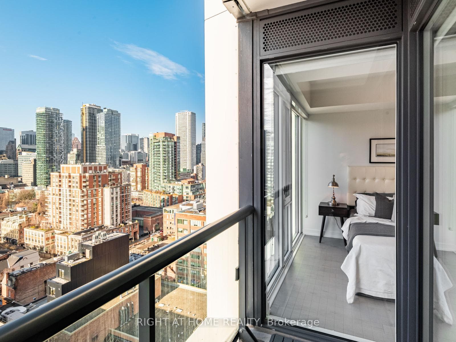 Bacony View to Bedroom