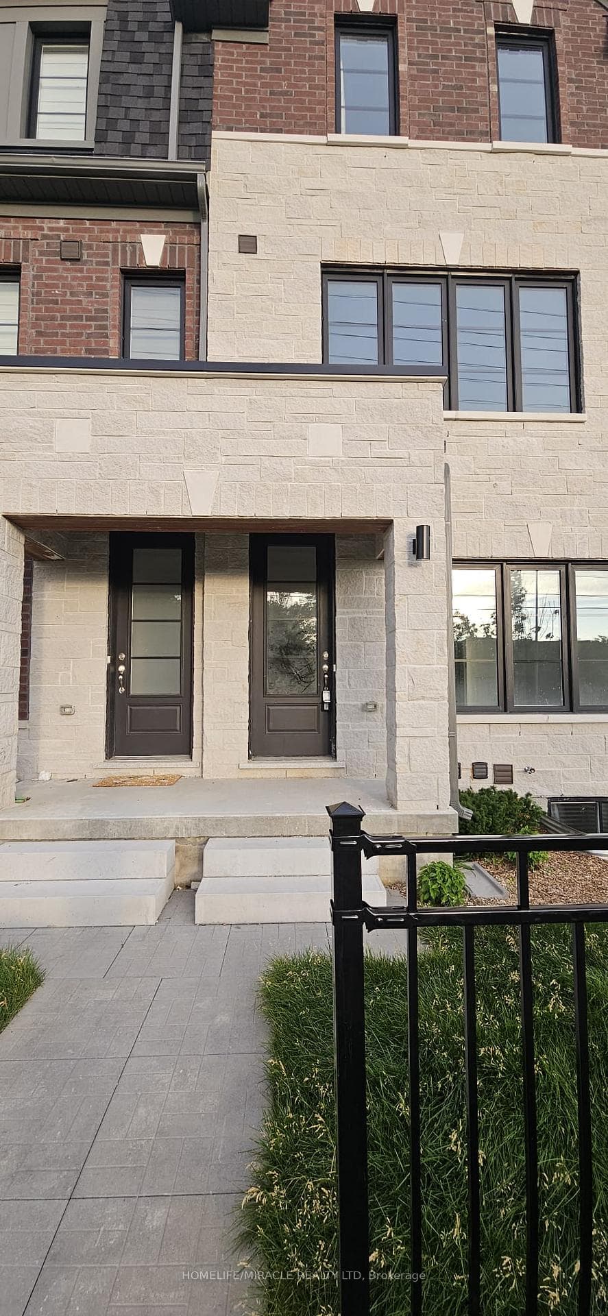 5911 Saigon Street Unit Main photo 1
