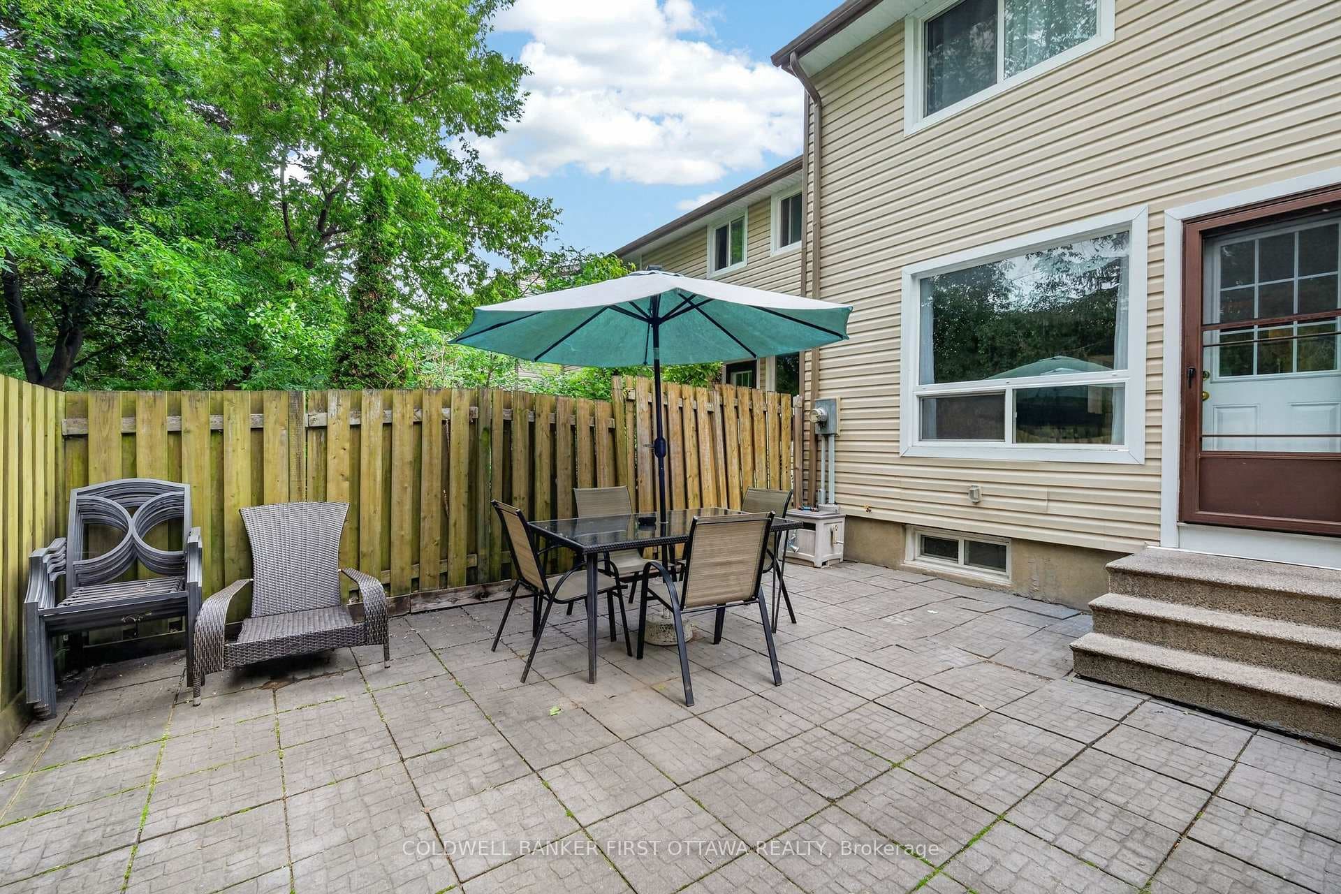 1444 PALMERSTON Drive Unit 98 photo 27