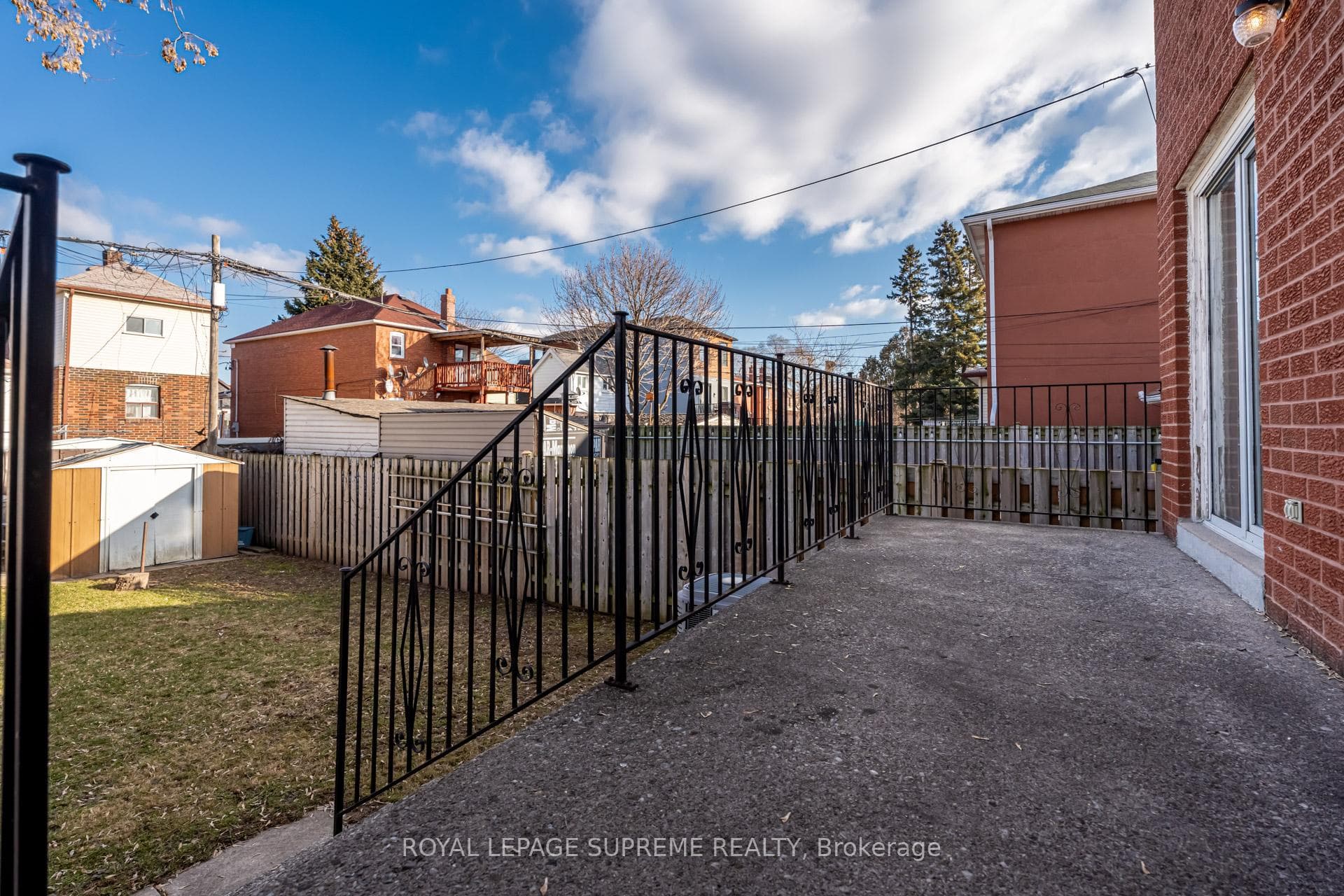 55 Chryessa Avenue photo 30