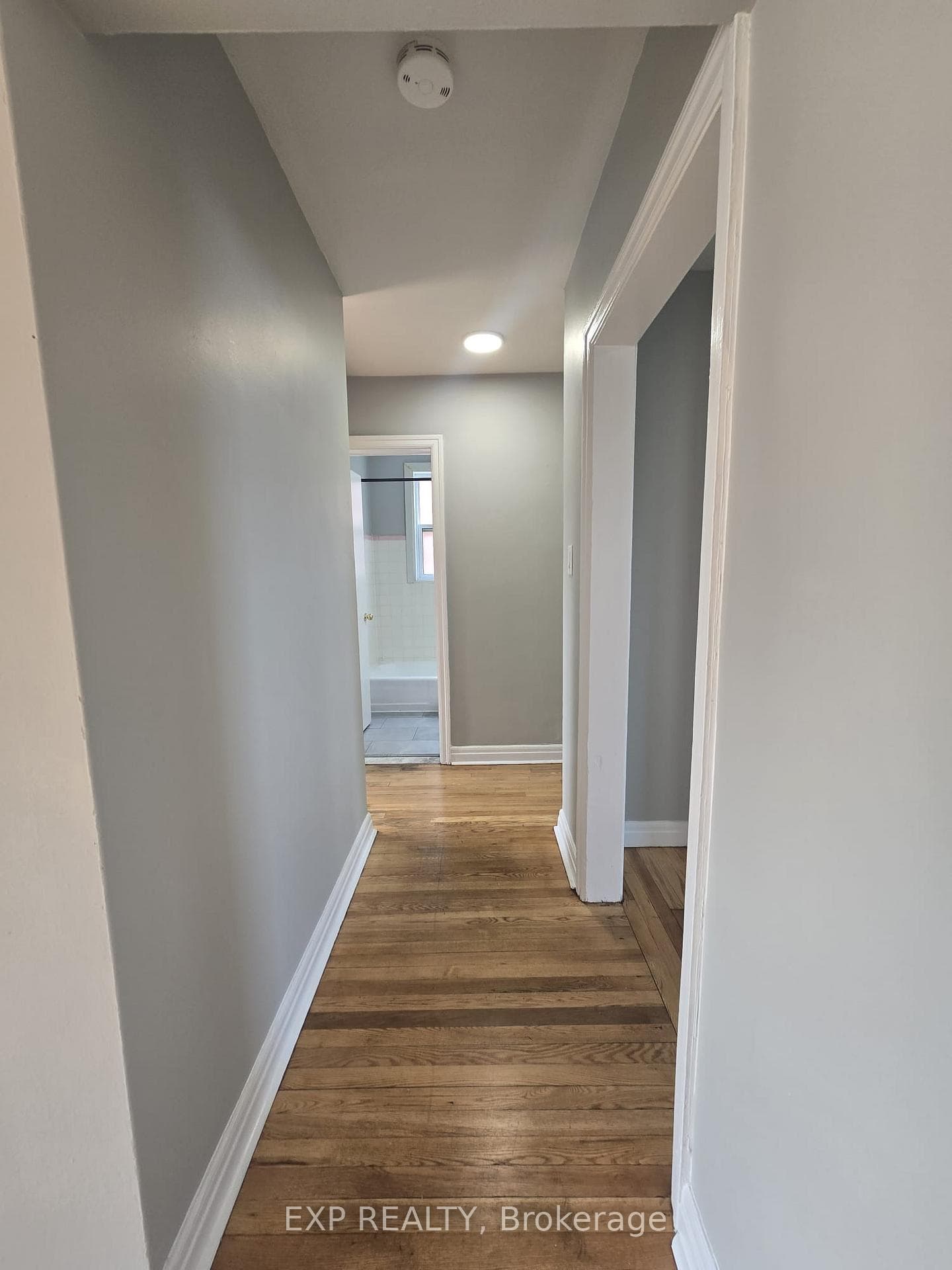 1119 Merivale Road photo 18