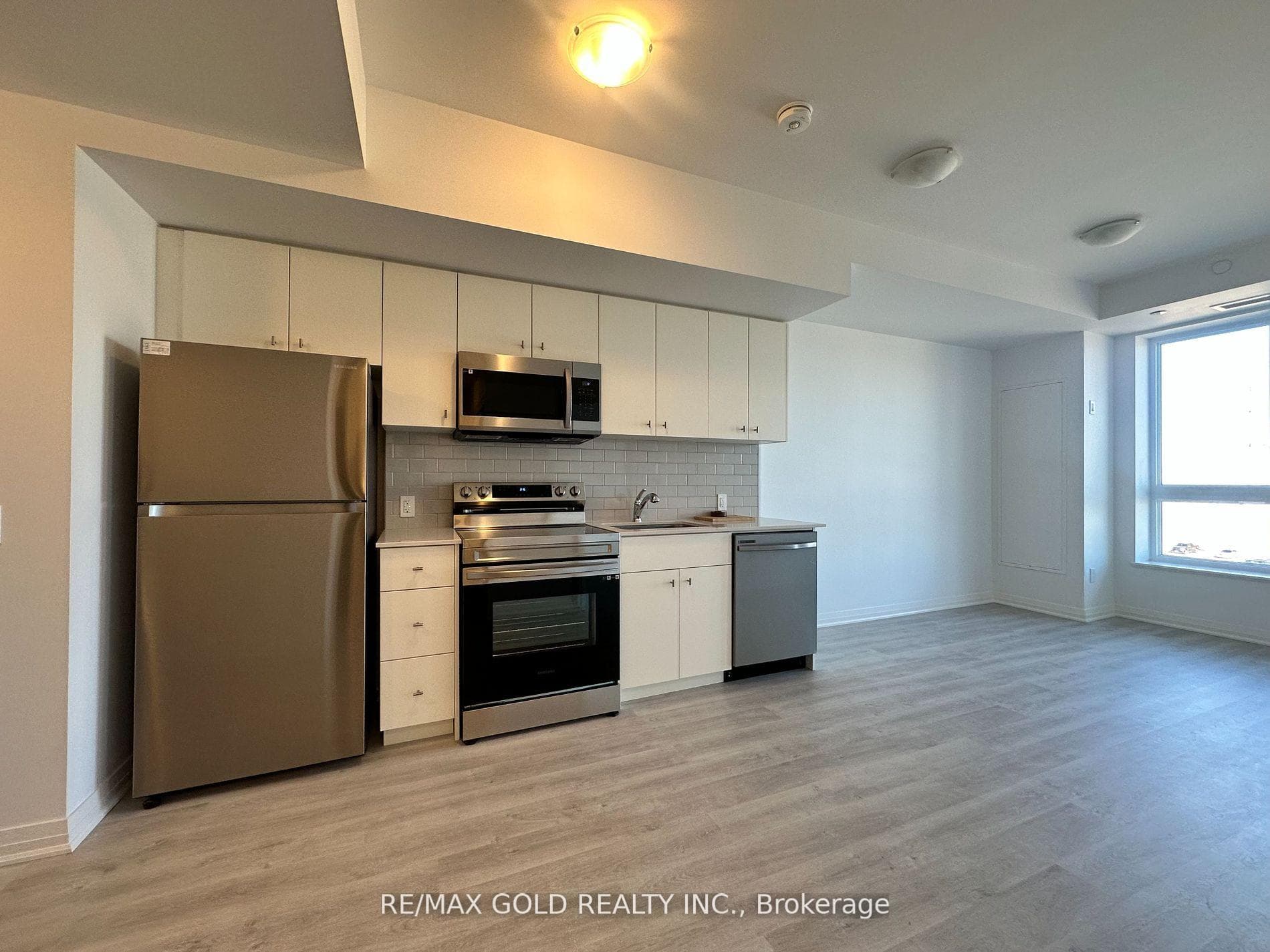101 Golden Eagle Road Unit 313 photo 3