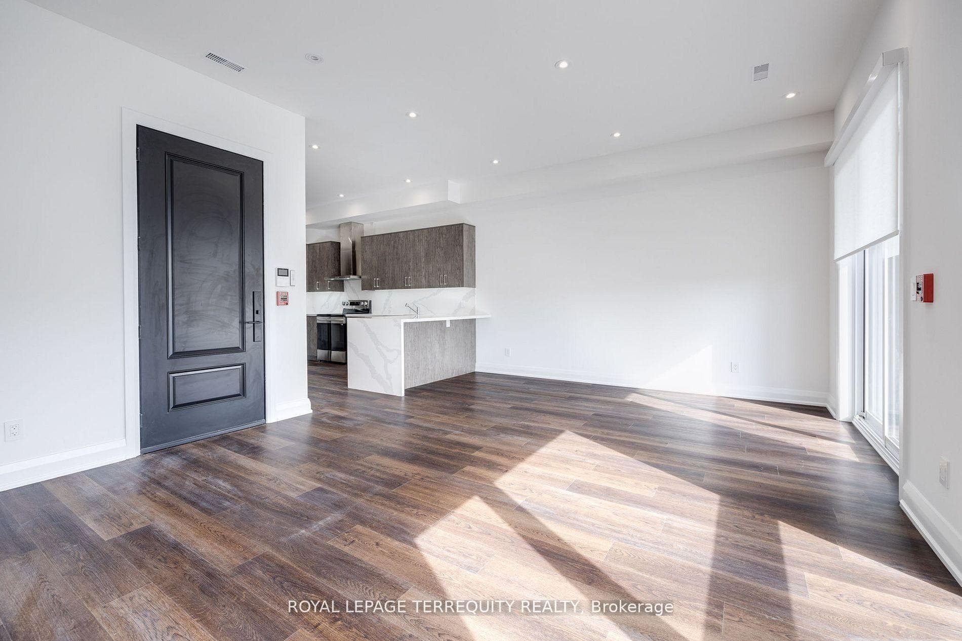 80 Holwood Avenue Unit 4 photo 5
