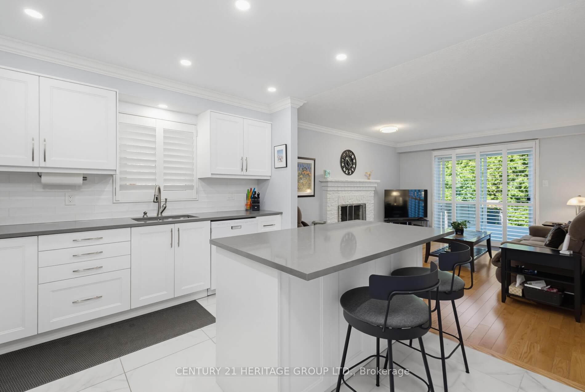 161 Hetherington Crescent photo 7