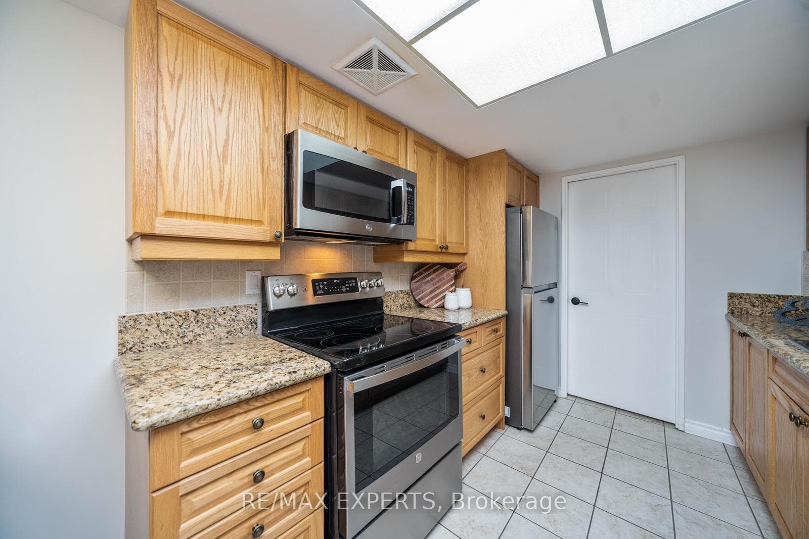 100 Observatory Lane Unit 601 photo 12