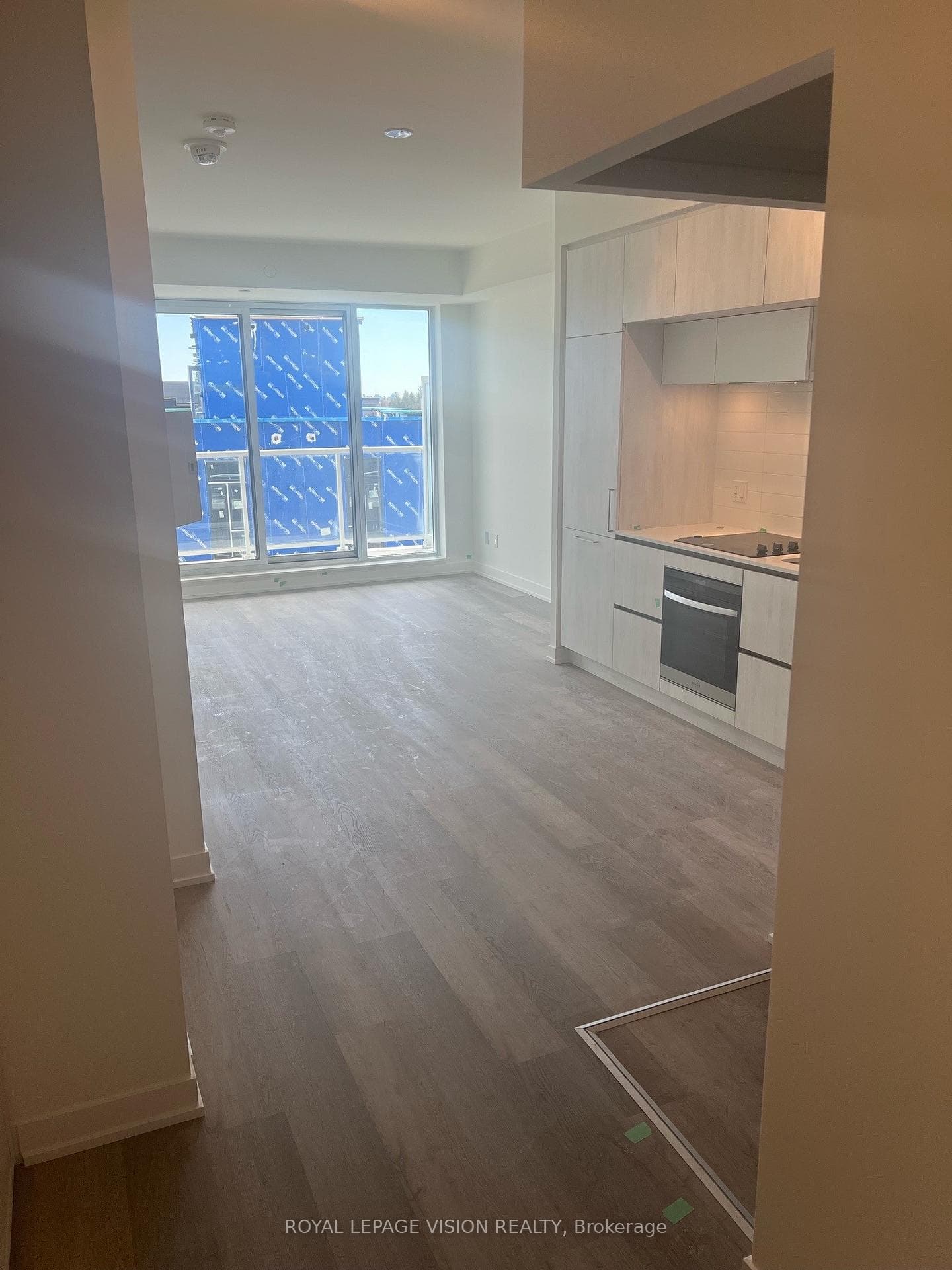 2 David Eyer Road Unit 423 photo 10
