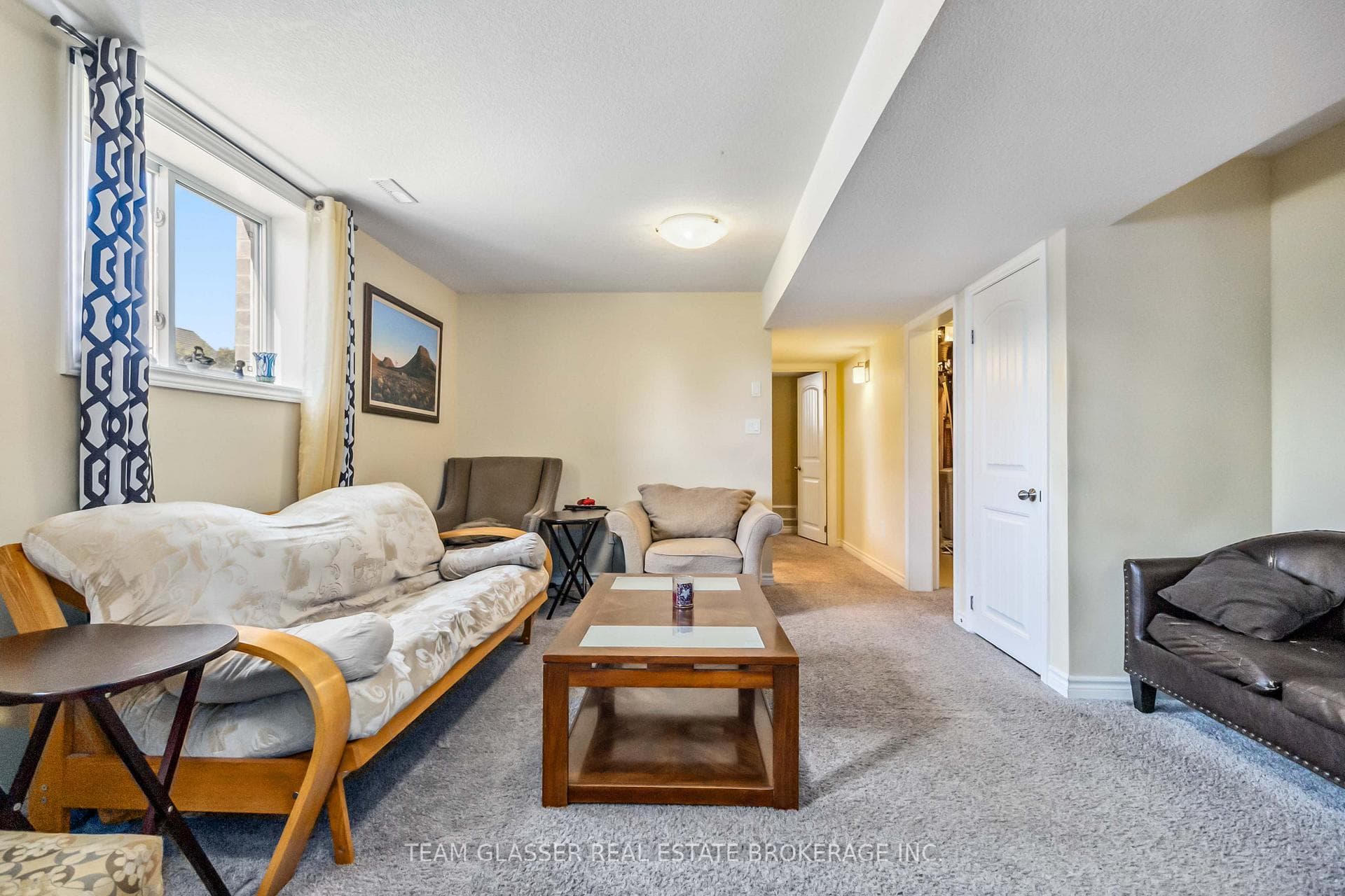 51 Mcguire Crescent photo 25