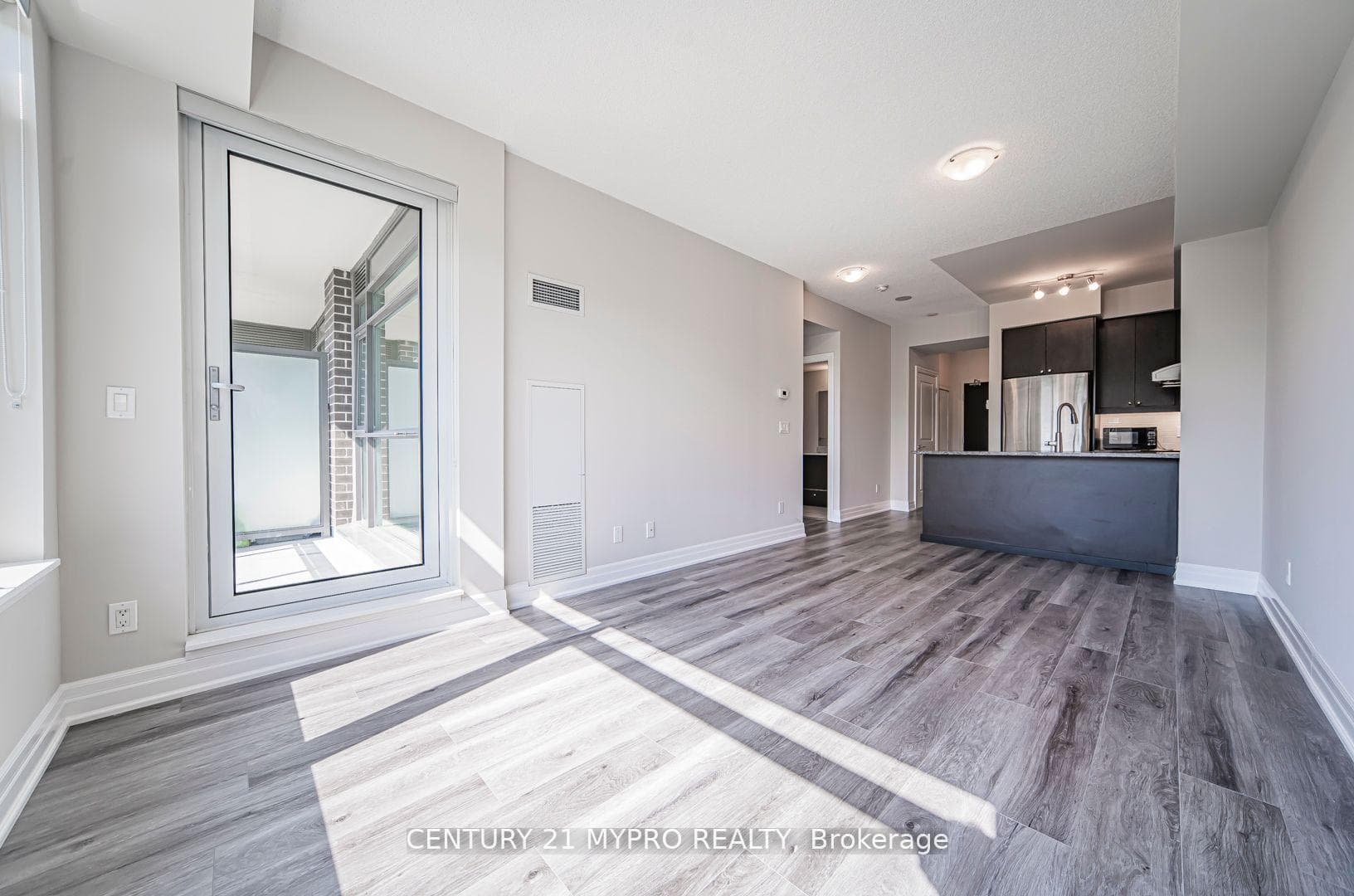 8130 Birchmount Road Unit 316 photo 13