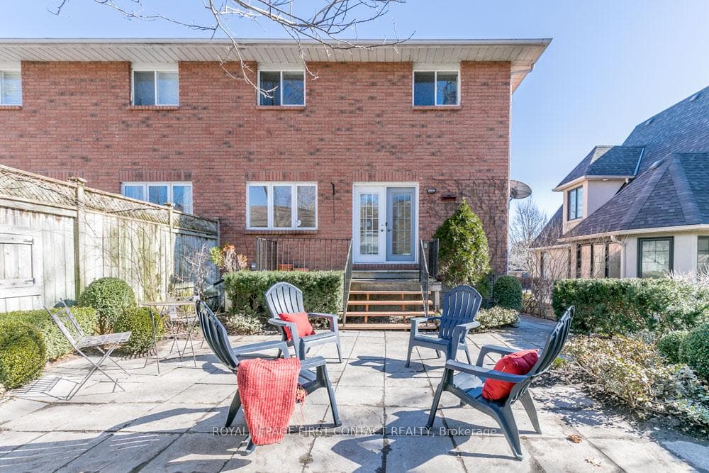44 Kempenfelt Drive photo 44